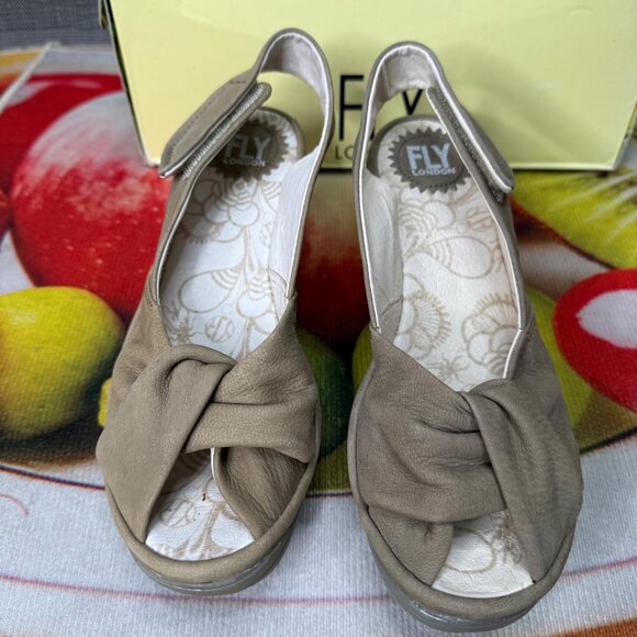 Fly London Women's Beige Wedge Sandals Size 36 Elegant Platform Shoes - Picture 2 of 7